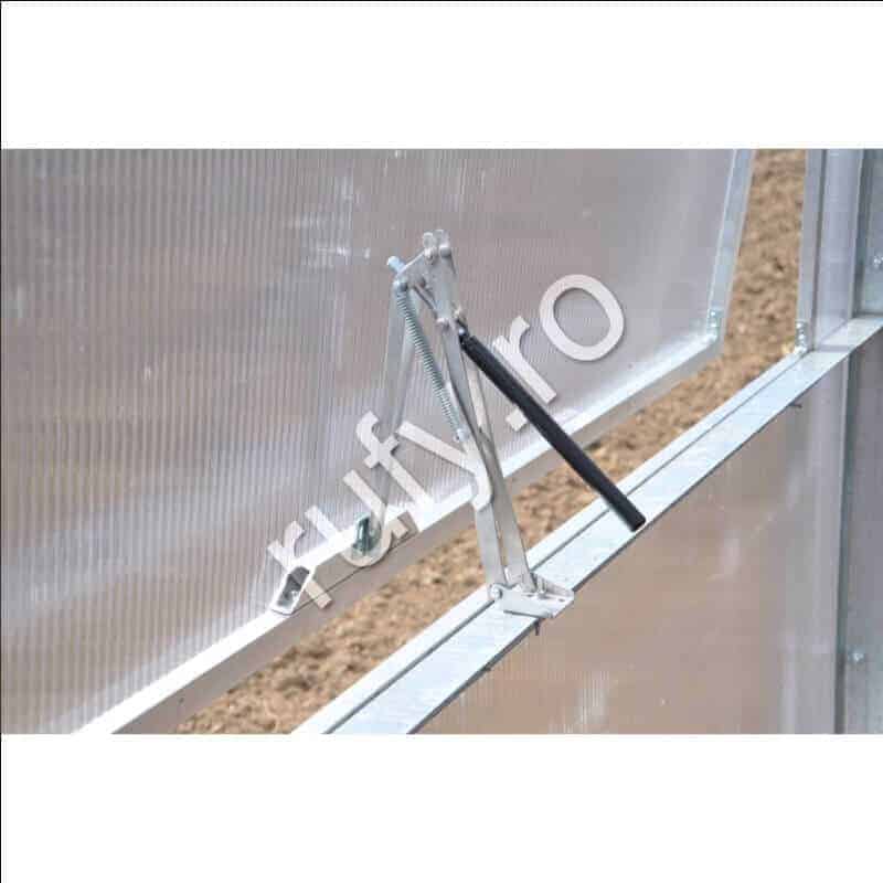 deschidere-automata-ferestre-perete.jpg Seră Policarbonat 840 mp, profesionala