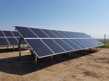 Sisteme montaj panouri fotovoltaice la sol 2V-Irigatii (cu 2 stalpi egali)